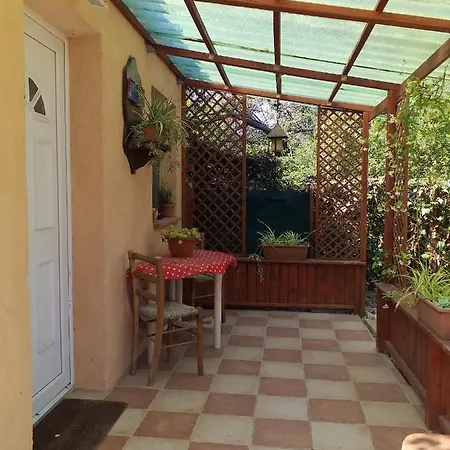 Studio A Ceyreste Avec Jardin Clos Et Wifi Apartmán *